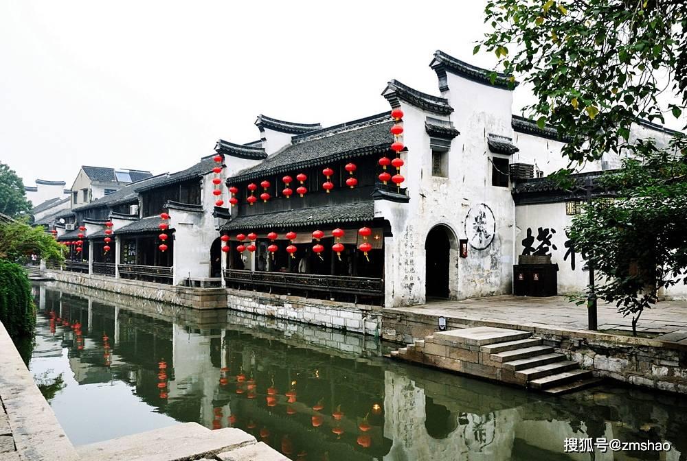坦克出行
